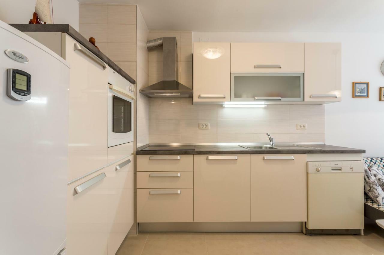 Apartman Modern Near The Beach And Center Of *