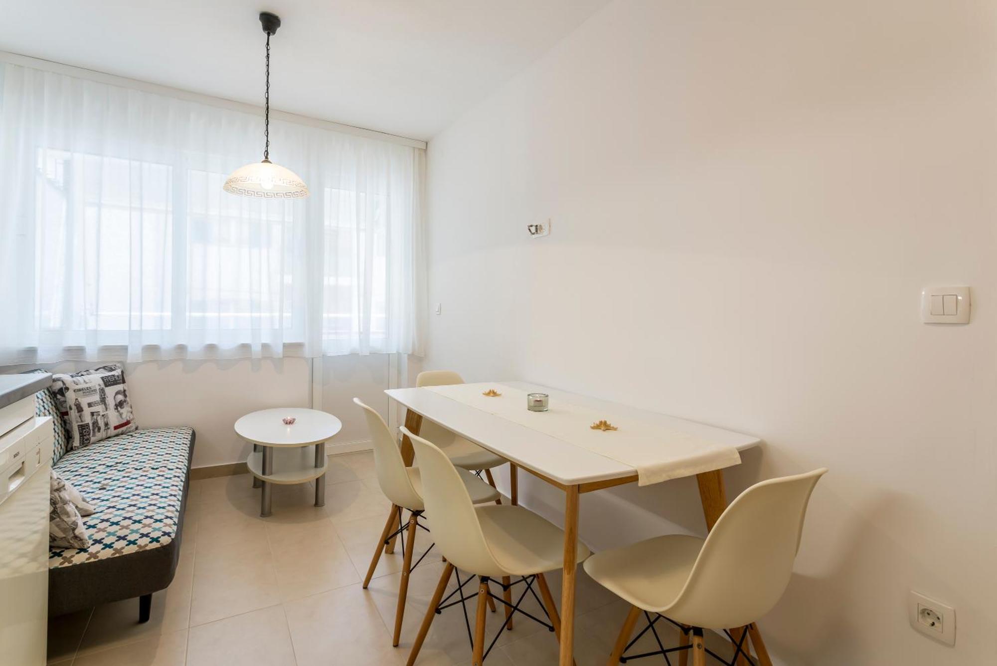 Appartamento Modern Near The And Center Of