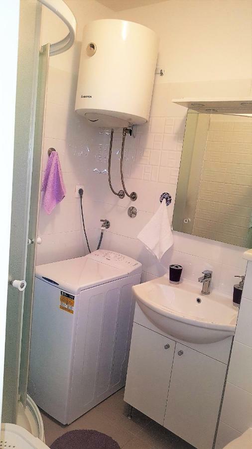 Modern Near The Beach And Center Of Apartman *